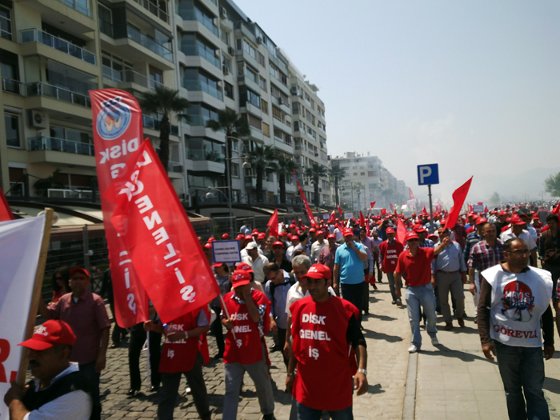 izmir-1mayis6.jpg