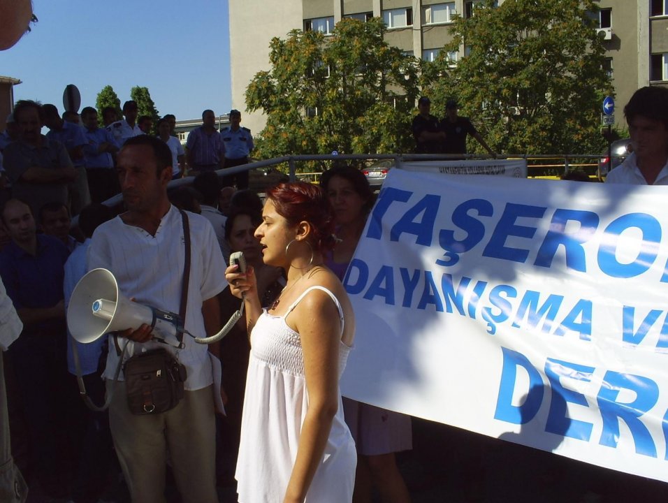 Taşeron İÜ işçilerinden basın açıklaması image 1