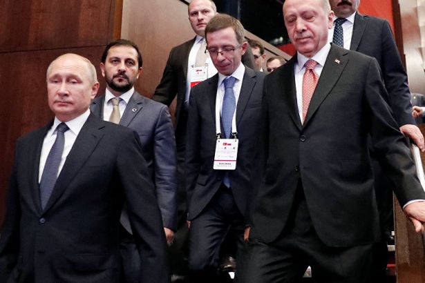 Maduro, Putine ülkesindeki durum hakkında bilgi verdi Maduro, Putine ülkesindeki durum hakkında bilgi verdi