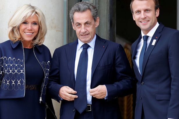 Fransanın yeni cumhurbaşkanı Macron, Avrupa dışındaki ilk ziyaretini Maliye yaptı Fransanın yeni cumhurbaşkanı Macron, Avrupa dışındaki ilk ziyaretini Maliye yaptı
