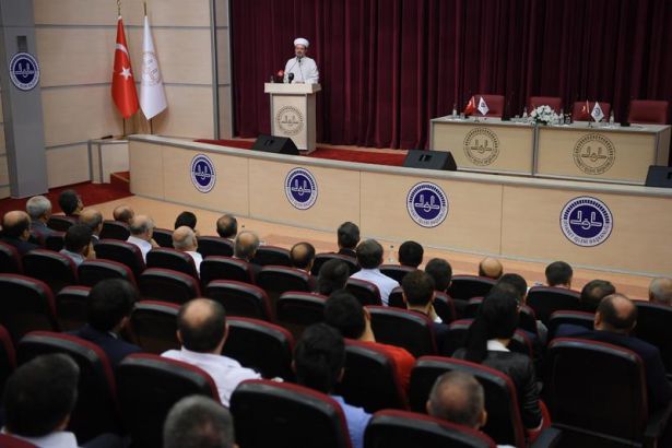 Türkiye'den 'bilim' manzaraları: Diyanet İşleri Başkanlığı ile TÜBİTAK'tan dualı işbirliği anlaşması