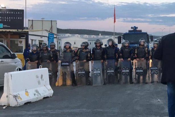 3. havalimanında eylemler sürüyor: Yüzlerce işçi eyleme katıldı, gözaltılar var