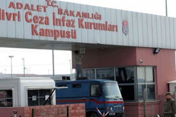 Silivri Hapishanesinde Devrimci Tutsaklara Saldırı