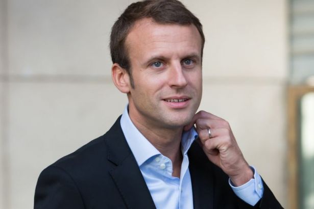 Fransanın yeni cumhurbaşkanı Macron, Avrupa dışındaki ilk ziyaretini Maliye yaptı Fransanın yeni cumhurbaşkanı Macron, Avrupa dışındaki ilk ziyaretini Maliye yaptı