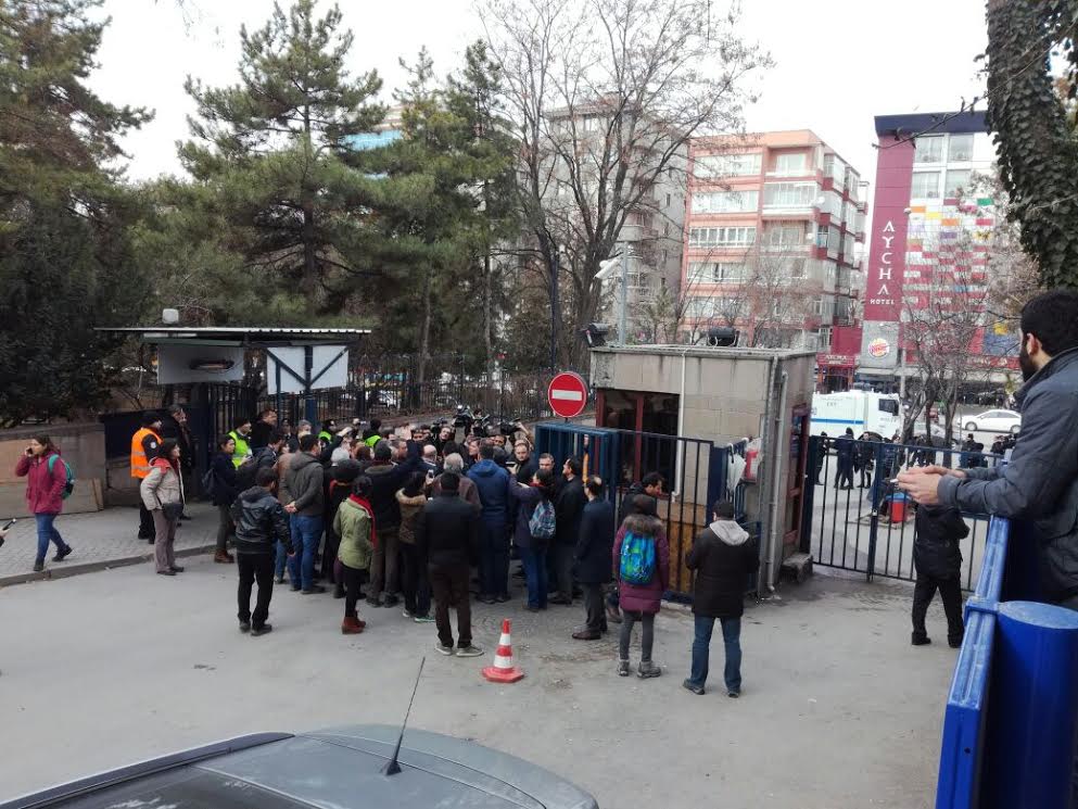 Suriyeli engelli çocuğa ağabeyinin cenazesi sırasında tecavüz ettiler 91