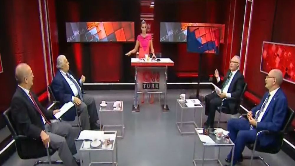 Hande Fırat'ın canlı yayındaki tuhaf hareketlerinin nedeni belli oldu ...