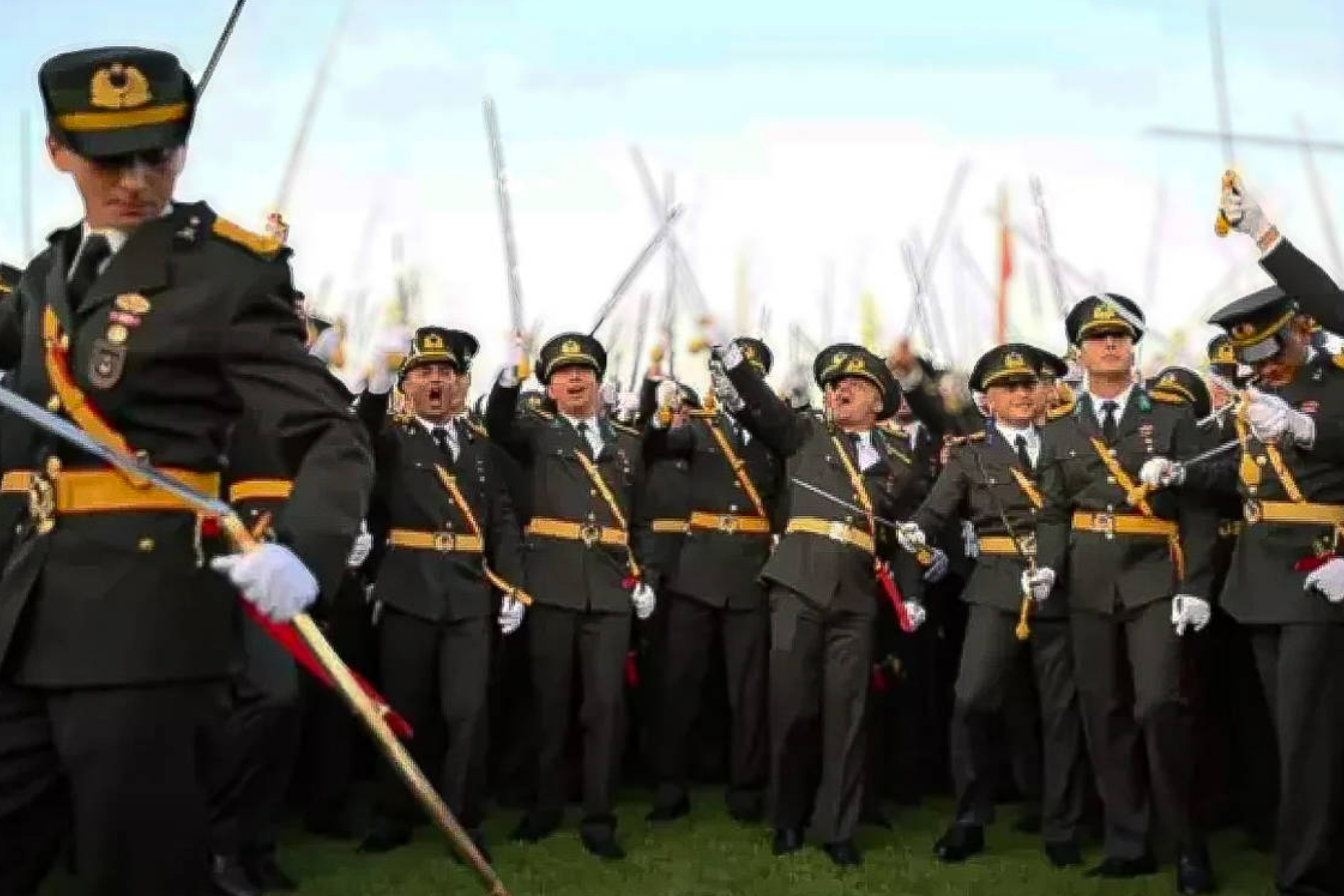 Kılıçlı yemin nedeniyle ihraç edilmişti: Bölük komutanı açtığı davayı kazandı