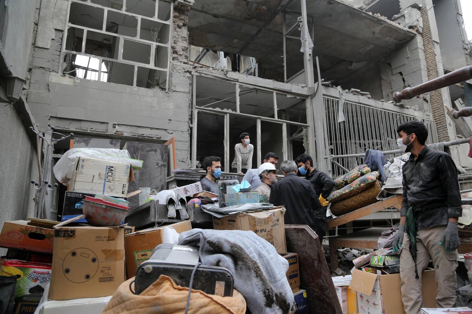 Trump 'müzakere ediyoruz' diyor, İran yalanlıyor: 'Tahran'a 15 maddelik plan önerildi' iddiası