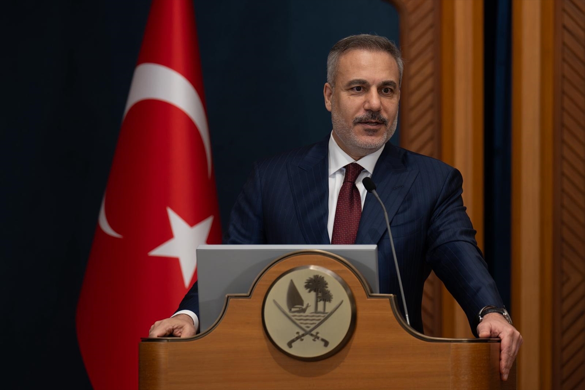 Hakan Fidan’dan tipik hamle: Eleştirenlere çamur attı, ne bildiriyi ne Amerikancılığı ağzına aldı