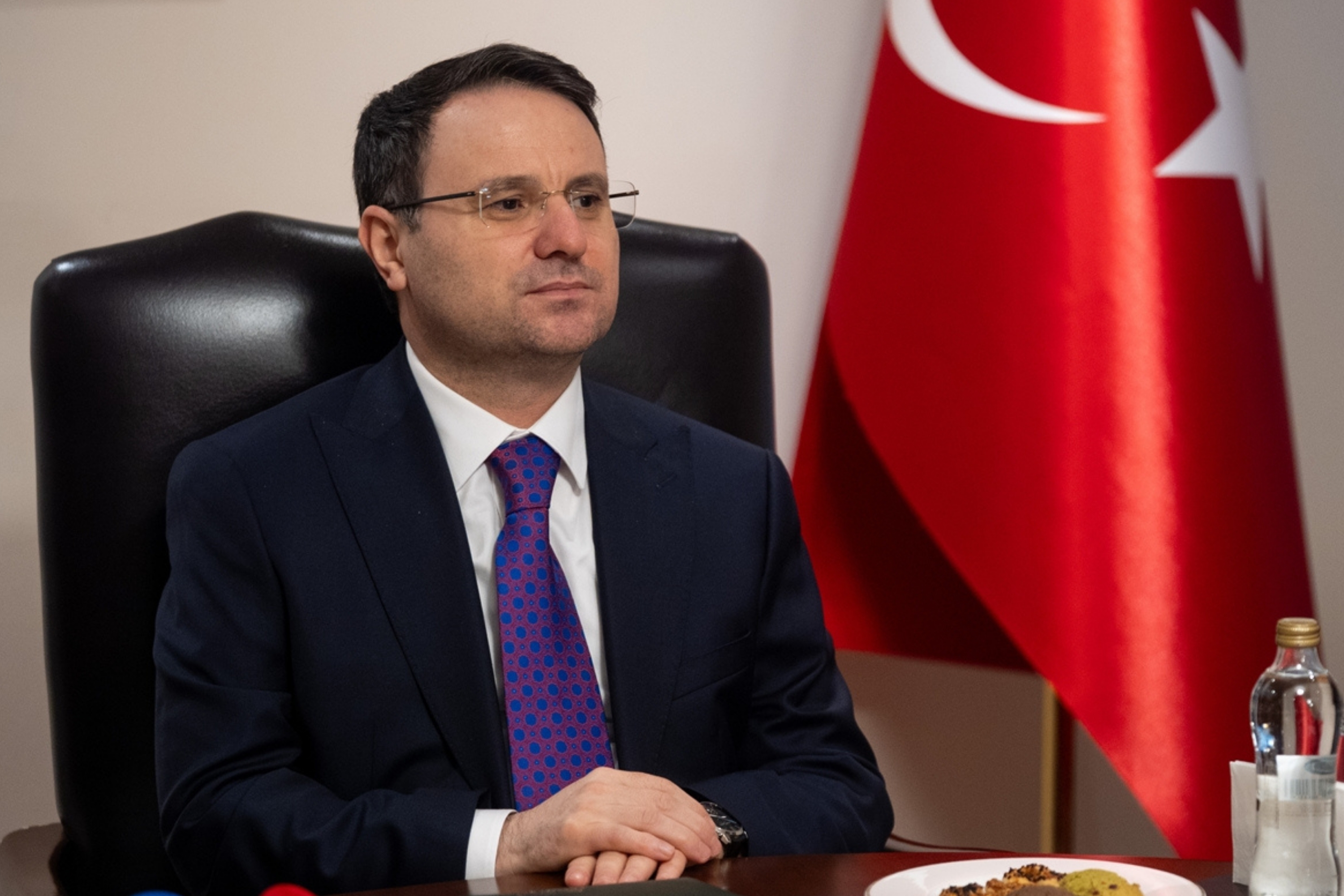 Akın Gürlek'ten Özgür Özel hakkında suç duyurusu ve 1 milyon liralık tazminat davası