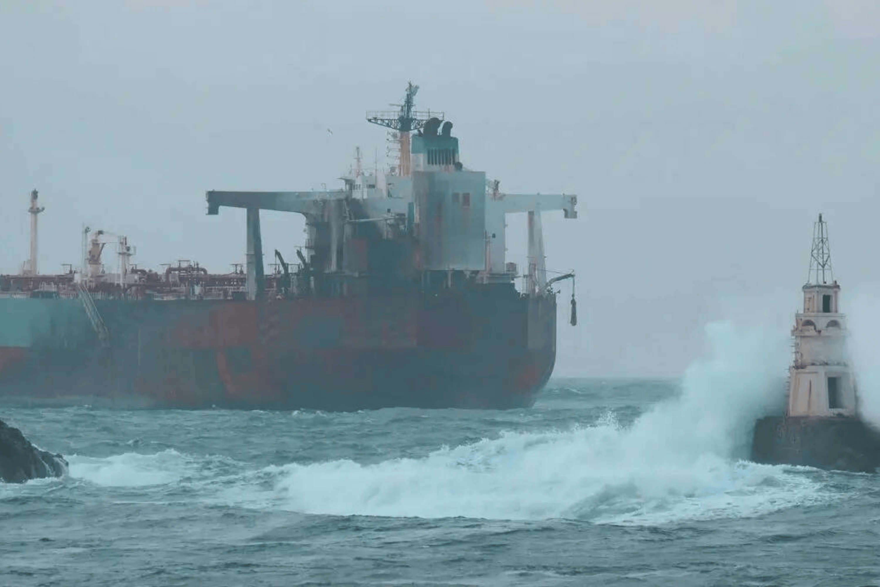 Karadeniz'de sinsi saldırı: Hürmüz'ün intikamı İstanbul açıklarında mı alınıyor?