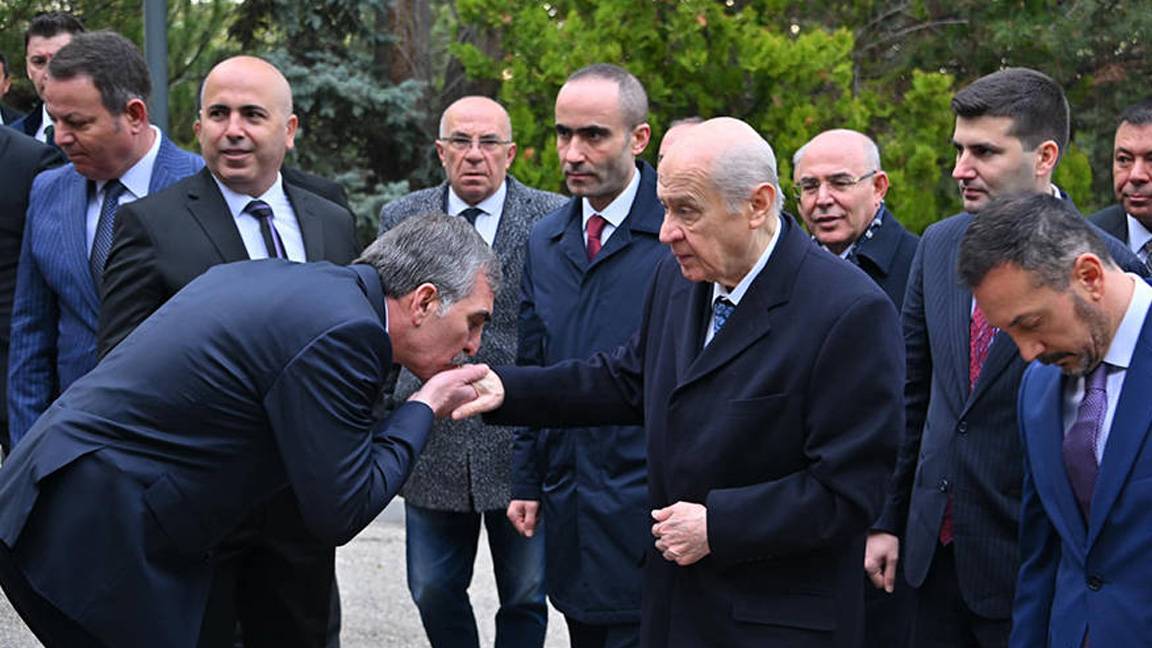 MHP krizinde 'Menzil' ve 'SBK' iddiaları: 'Yıldız iki grubu partiye yaklaştırmak istedi, Yönter tepki gösterdi'