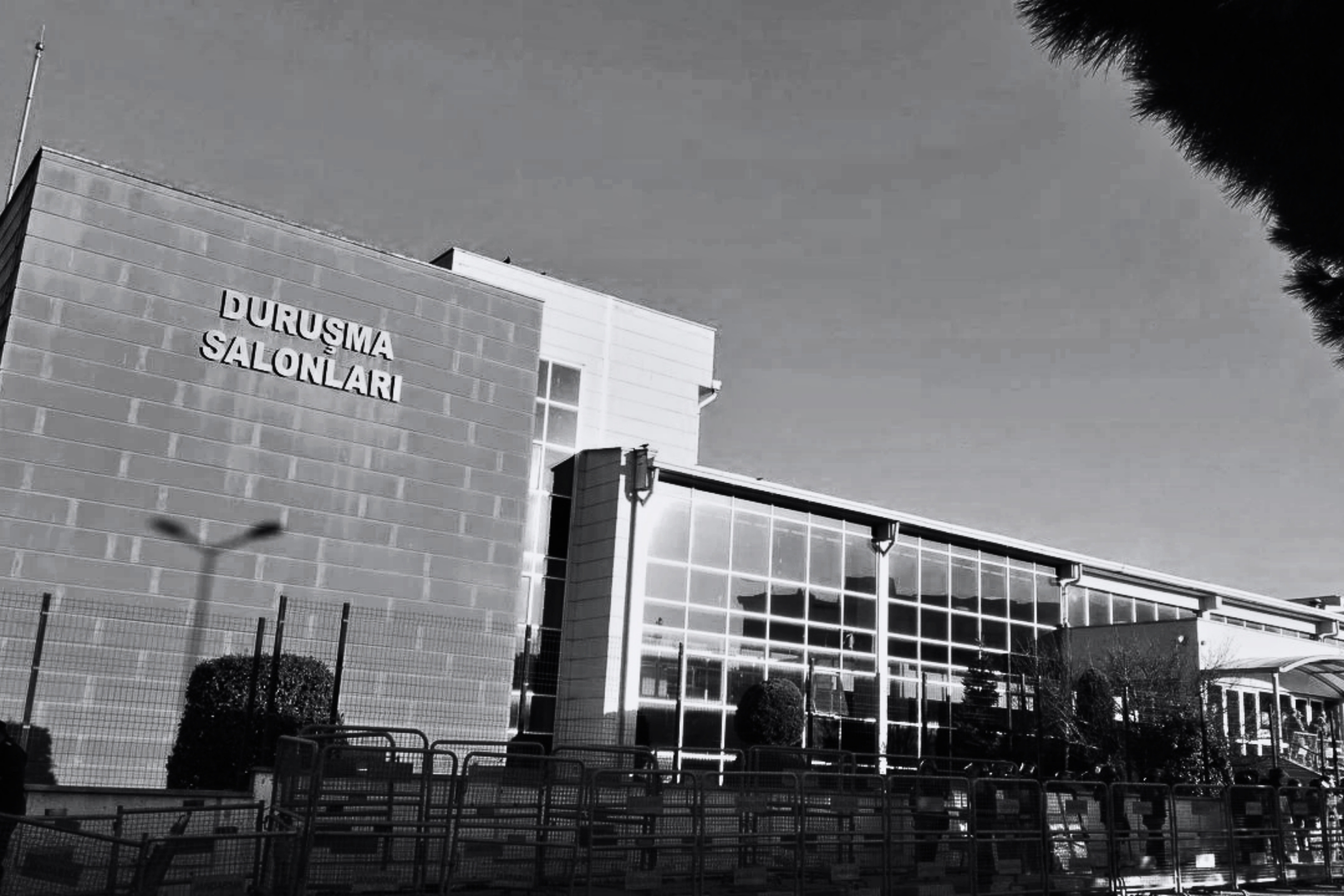 İBB Davası'nda Vedat Şahin ifadesini çekti: 'Bazı avukatlar, şöyle ifade verirsen çıkarsın, dedi'