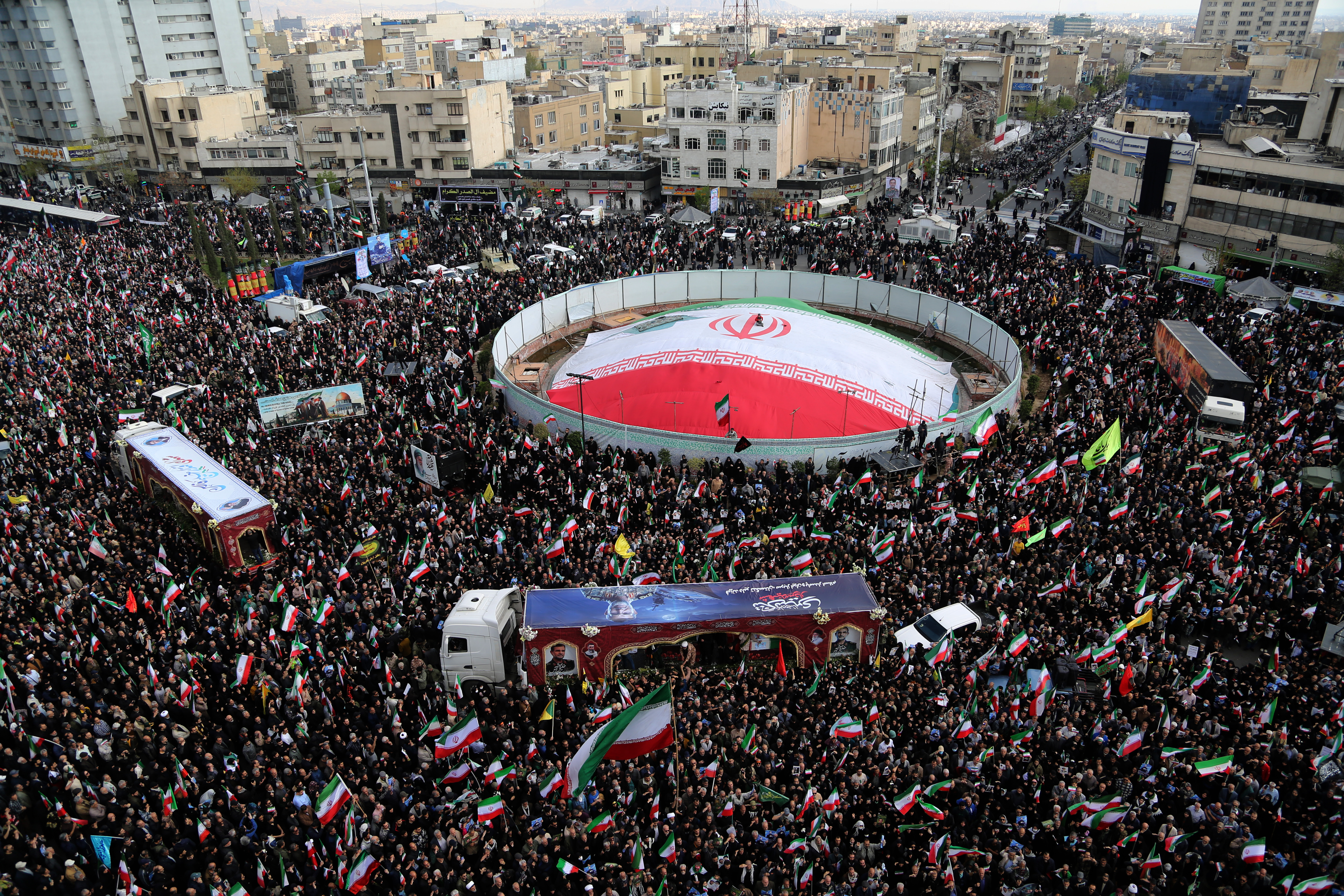 ABD-İsrail saldırılarında 34. gün: Ateşkes yalanını reddeden İran misillerini sürdürdü