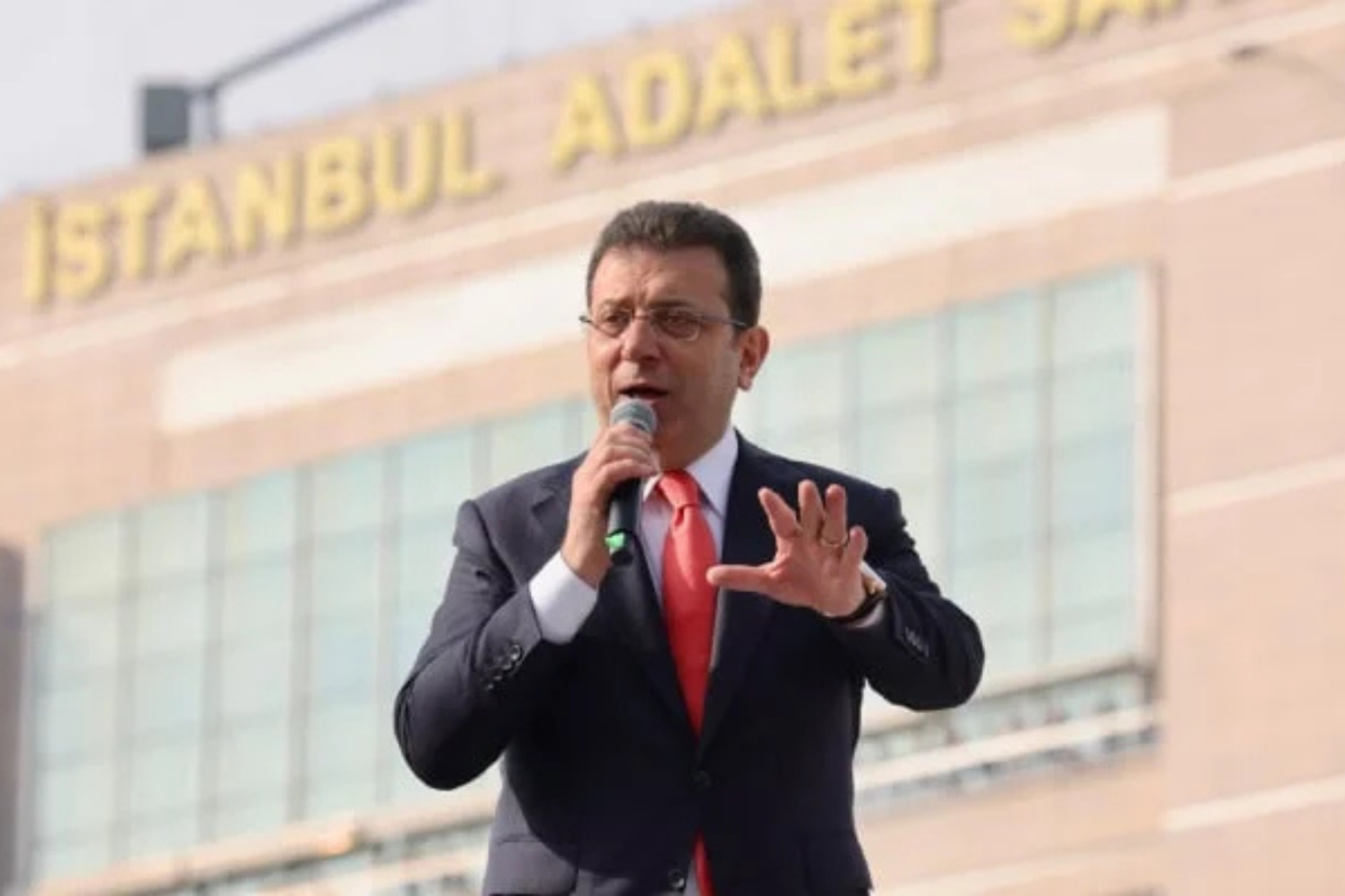 İddia: 'DEM Parti CHP'nin İmamoğlu formulüne de kapıyı kapattı'