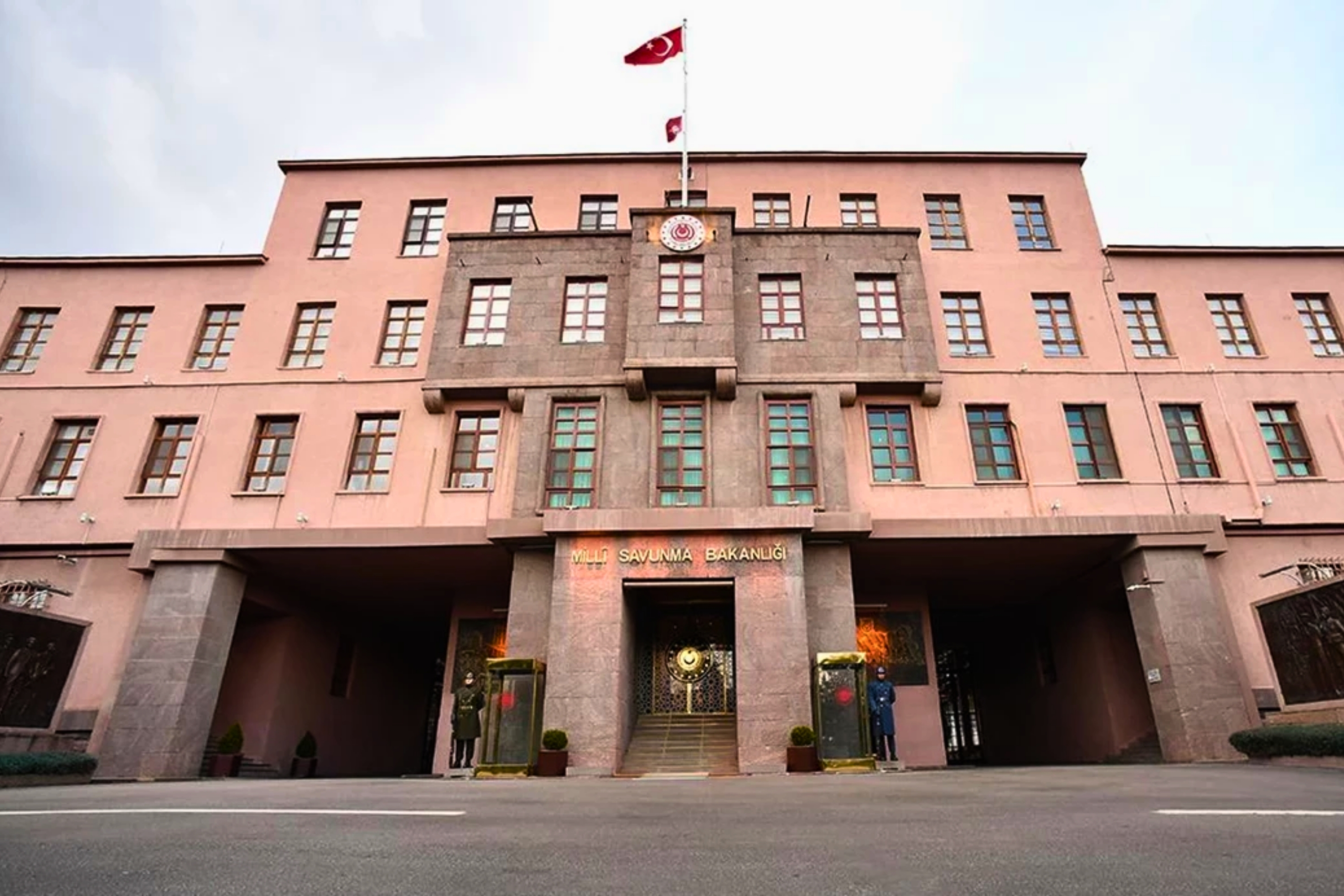 MSB'den NATO, Montrö ve üsler konusunda yalan ve çarpıtma: 'Evet NATO, ama NATO değil de'