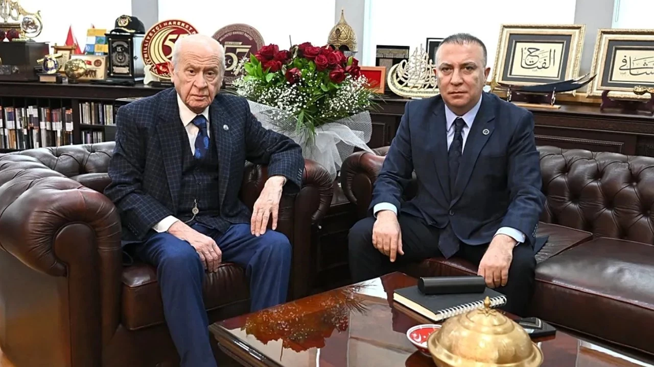 MHP'deki krizde büyük tasfiye hamlesi: MHP İstanbul İl ve 39 ilçe teşkilatı feshedildi!