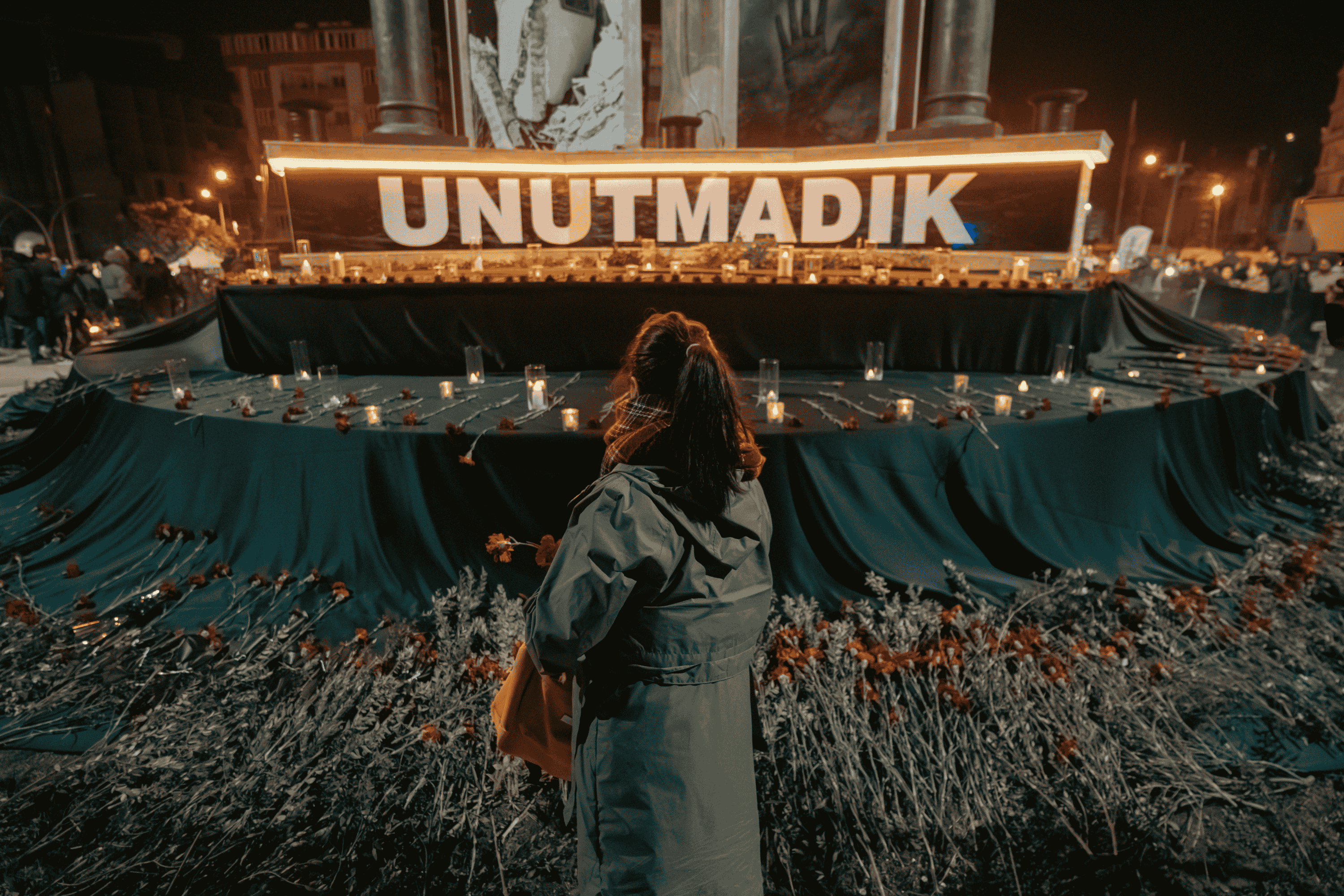 Depremzedenin parasını deprem anması bahanesiyle çarçur ettiler: Defne Belediyesi bir etkinlik için 3,2 milyon lira harcadı