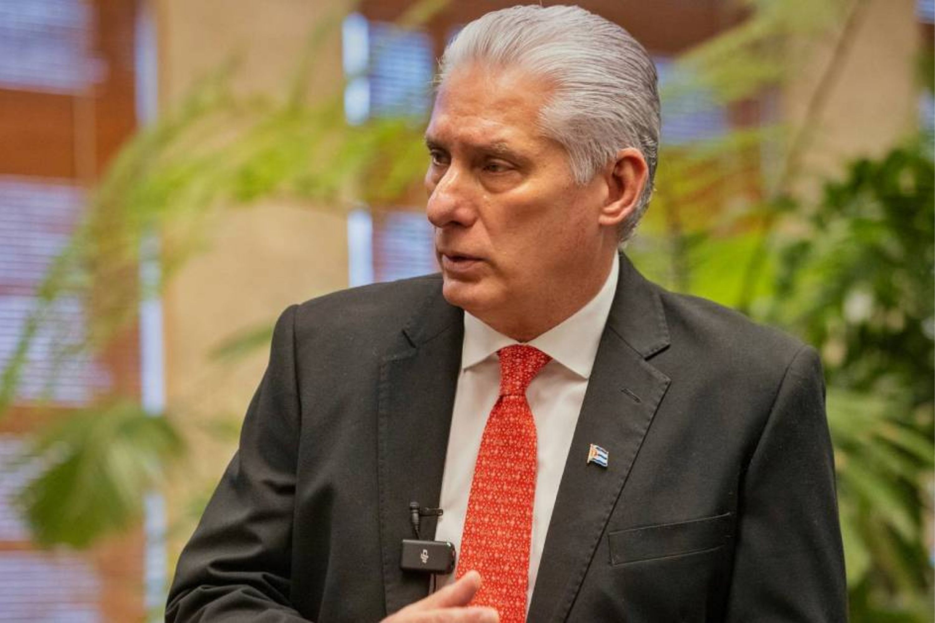 Díaz-Canel'den ABD basınına röportaj: 'Barış istiyoruz ama savaştan korkmuyoruz'