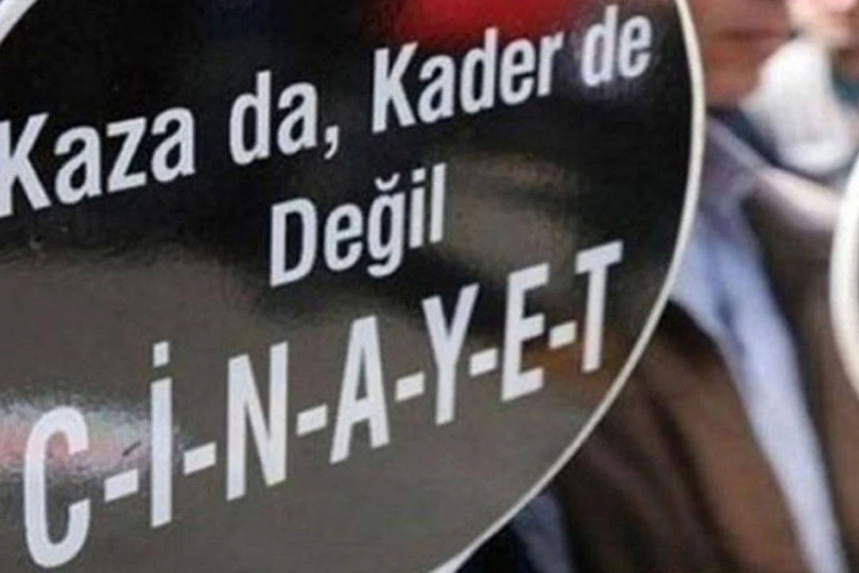 Manisa'da iş cinayeti: Elektrik akımına kapılan 19 yaşındaki işçi hayatını kaybetti