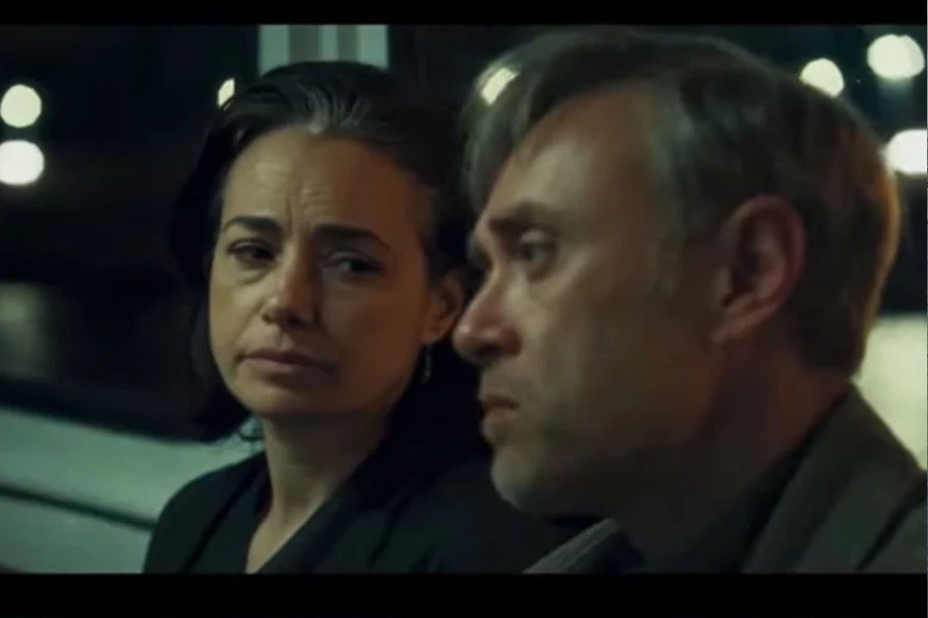 Sarı Zarflar: Soyut evrensellik, somut çıkmaz