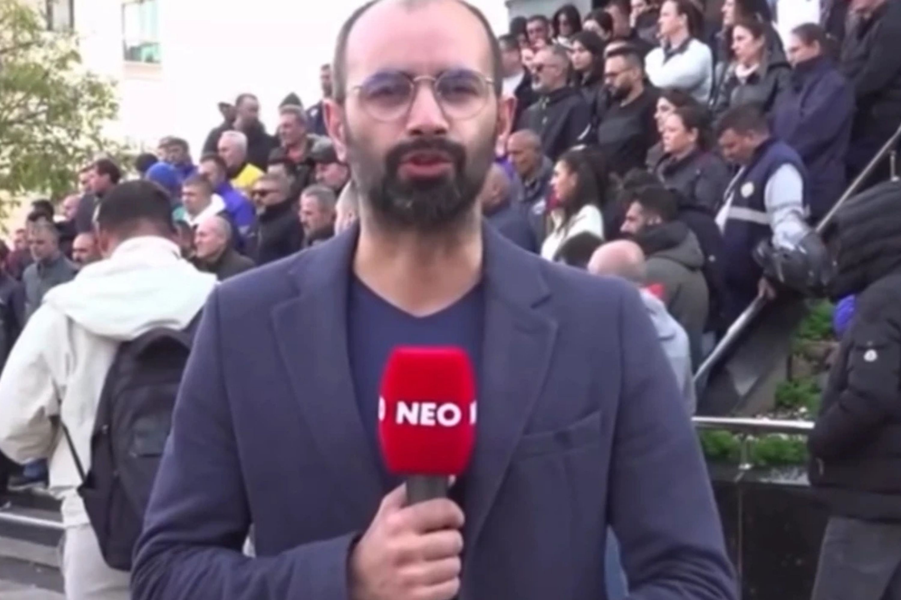 İzmir’de gazeteci Turgay Kılıç sosyal medya paylaşımları gerekçesiyle gözaltına alındı