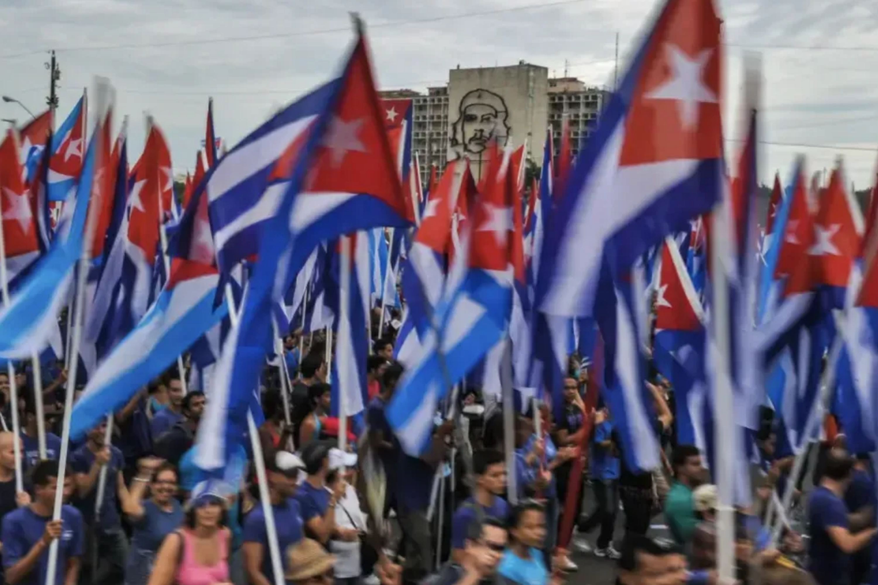 José Martí Küba Dostluk Derneği kampanya başlattı: 'Küba’ya güneş topluyoruz'