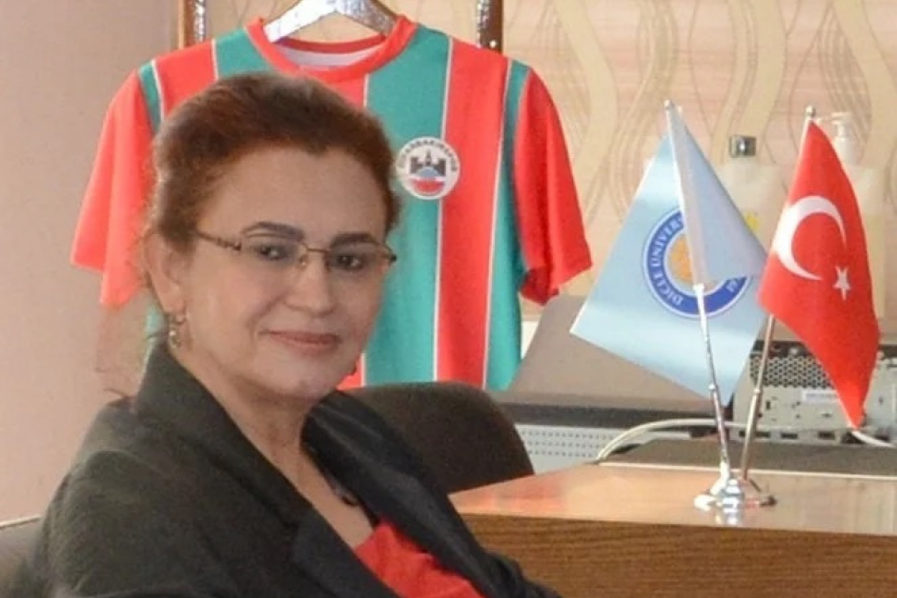 Suriye’den ateşlendiği iddia edilen mermi Nusaybin'de tıp profesörünü yaraladı