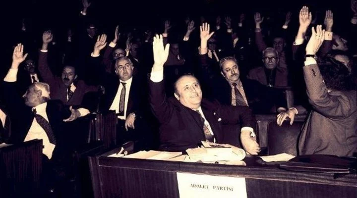 Utanç listesi: İşte Denizlerin idamına 'evet' diyenler ve çekimser kalanlar