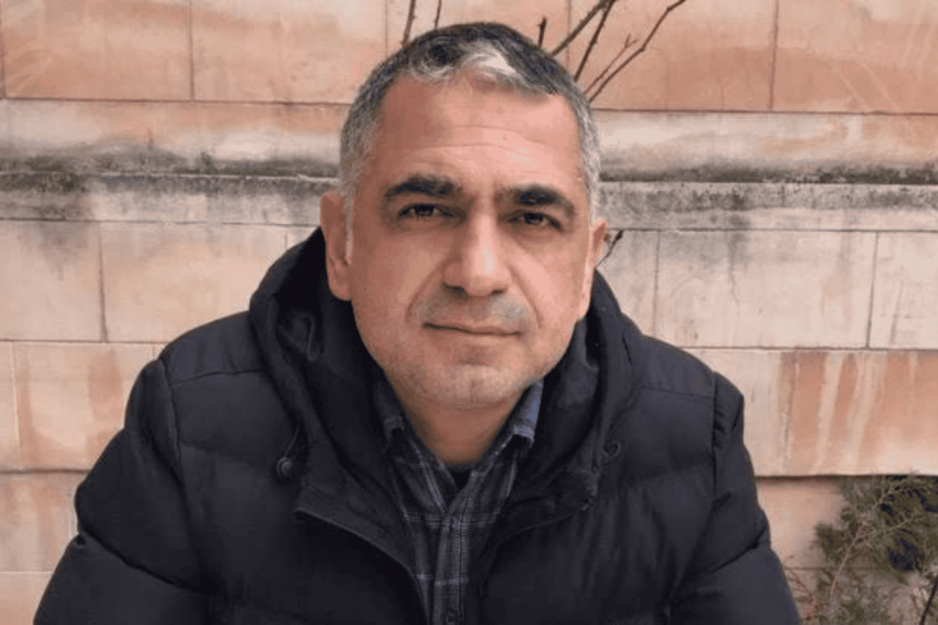 Sendikacı Mehmet Türkmen cezaevindeki sorunları dile getirdiği için darbedildi ve hücreye atıldı