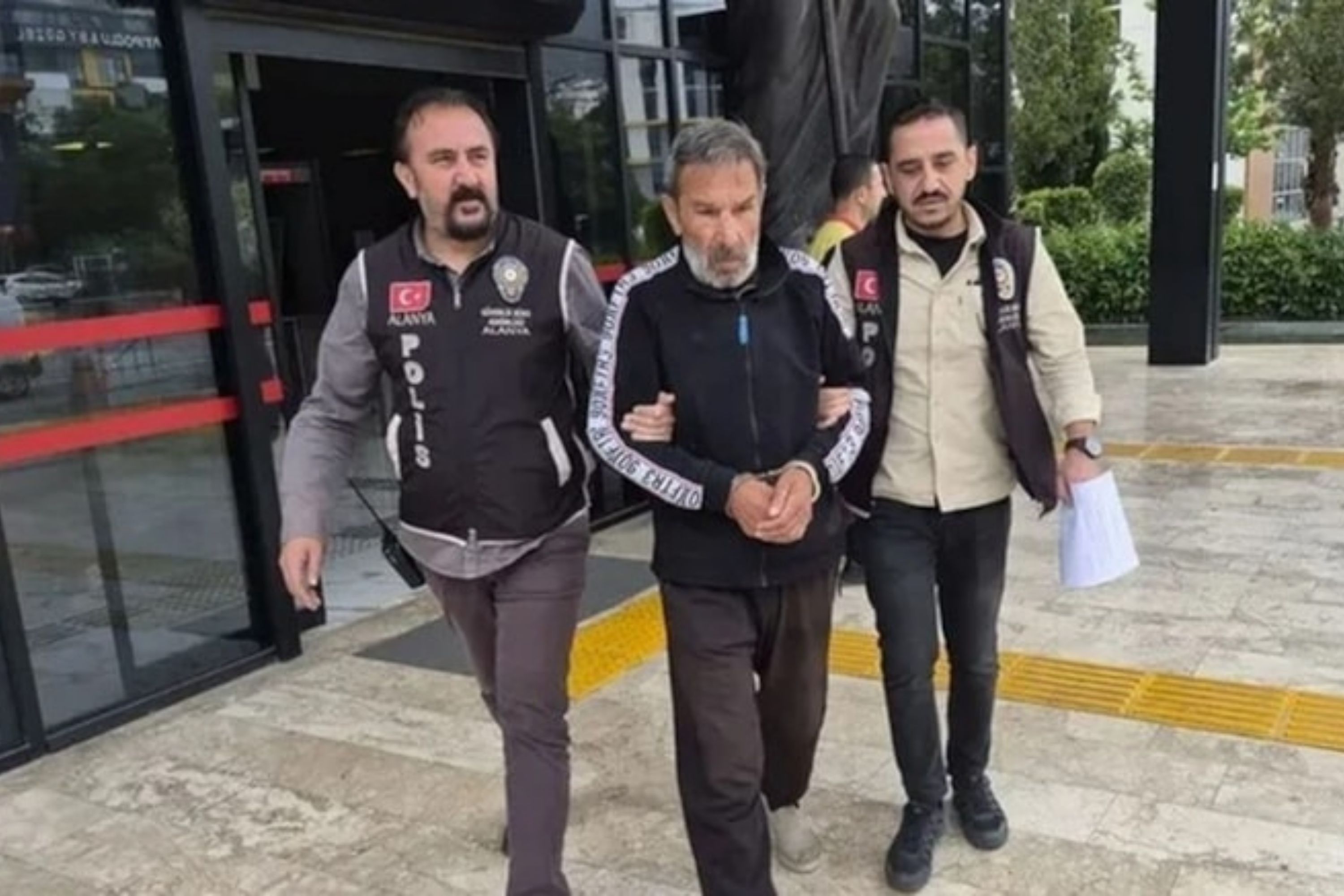 Kalacak Yeri Olmadığı İçin Cezaevine Girmek İstediğini Söyleyen 66 Yaşındaki Kişi Tutuklandı