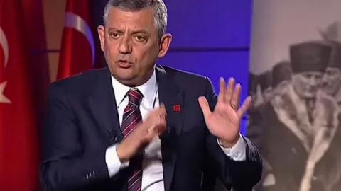 Özgür Özel, Akın Gürlek'in Erdoğan'ı dinlediği iddialarını yineleyerek soruşturma çağrısında bulundu