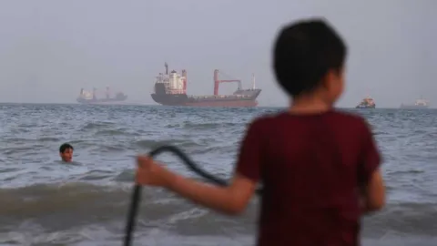 ABD-İsrail saldırılarında 72. gün: ABD'den 'abluka' ısrarı, İran'dan uyarı