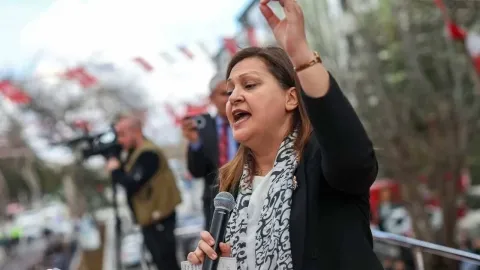 Afyonkarahisar Belediye Başkanı Burcu Köksal AKP yolunda: CHP ihracını istedi, o istifa etti