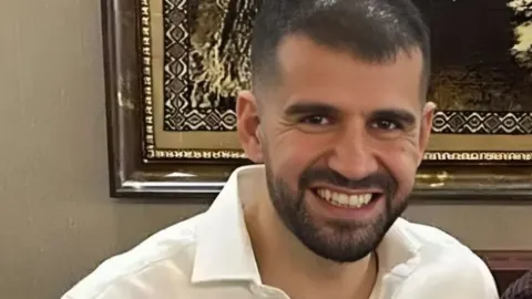 Ayhan Bora Kaplan soruşturmasını yürüten polislerin 'FETÖ'ye yardım' davasında karar: Serkan Dinçer'e adli kontrolle tahliye