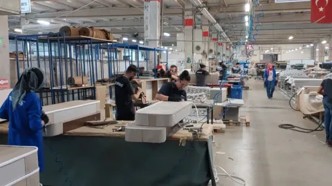 Doğtaş ve Kelebek Mobilya'da promosyon krizi: Patron ve sendika anlaştı, işçinin alacağı taksite ve vergiye bağlandı