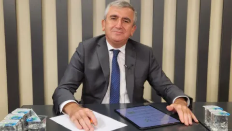 Düzce'de 'irtikap' soruşturması: Akçakoca Belediye Başkanı Fikret Albayrak gözaltına alındı