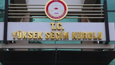 Bir CHP üyesinin yerel seçimler iptal edilsin talebiyle YSK'ye başvurduğu iddia edildi