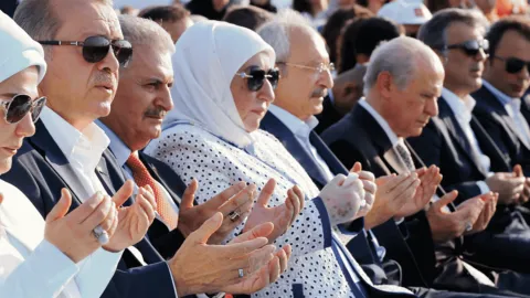 Kemal Okuyan, CHP'nin AKP ile Normalleşme Sürecini Eleştirdi