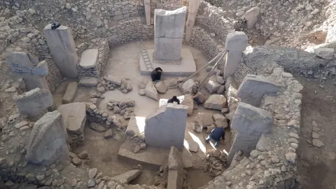 Göbeklitepe’ye birileri hâlâ 'Tarihin İlk Tapınağı’ mı diyor?