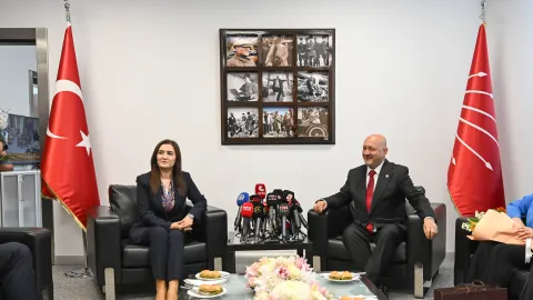 Siyasi partilerde bayramlaşma: Kılıçdaroğlu ekibi AKP'yi ağırladı