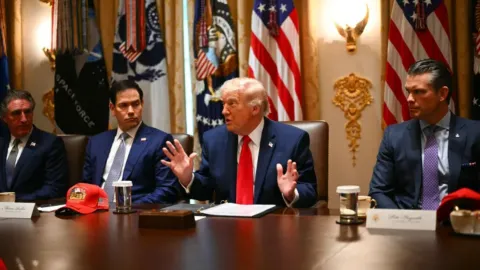 Trump İran’la anlaşmada şartlarını sıraladı: 'Son karar için Durum Odası’na gidiyorum'