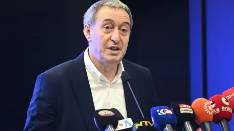 Bakırhan: CHP'nin kurultay iradesiyle demokratik bir zeminde örgütlenmesini bekliyoruz
