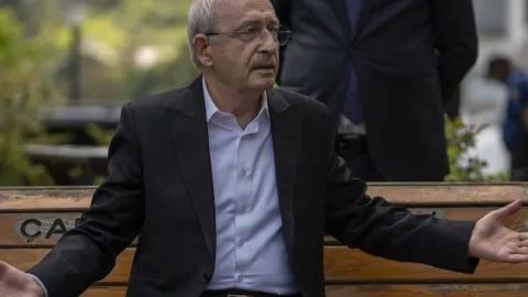 Eski CHP Milletvekili İhsan Özkes'ten Kılıçdaroğlu'na FETÖ Eleştirisi: 'Cemaatle Yakınlaşmak Bize Zarar Verir'