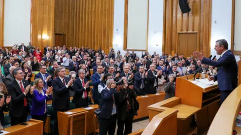 CHP milletvekillerinden olağanüstü kurultay çağrısı