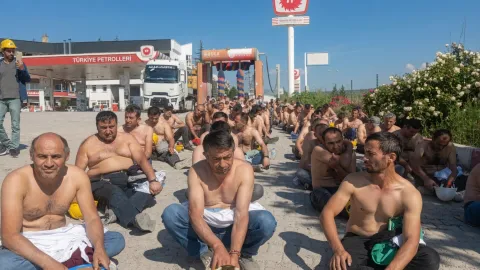 Beypazarı'nda direnişe geçen maden işçileri