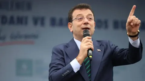 Bahçeli’nin danışmanı Çiçek İmamoğlu’nu hedef aldı: ‘Virüs’ benzetmesi