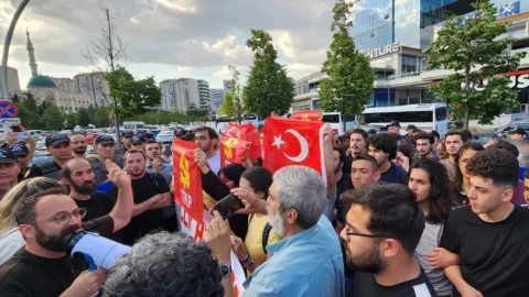 Koç Holding'in 100. yıl etkinliği ve protesto