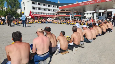 Doruk Madencilik işçileri Ankara yolunda ablukaya alındı: 'Sabrımız kalmadı!'