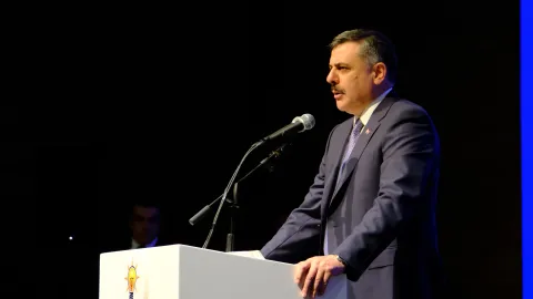 İçişleri Bakanı Mustafa Çiftçi konuşma yaparken